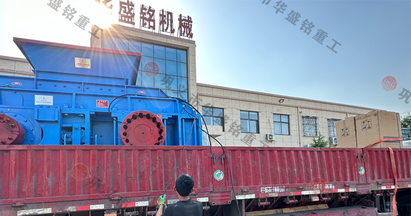 鐵礦石液壓對輥破碎機的維護成本如何？工作原理是什么？